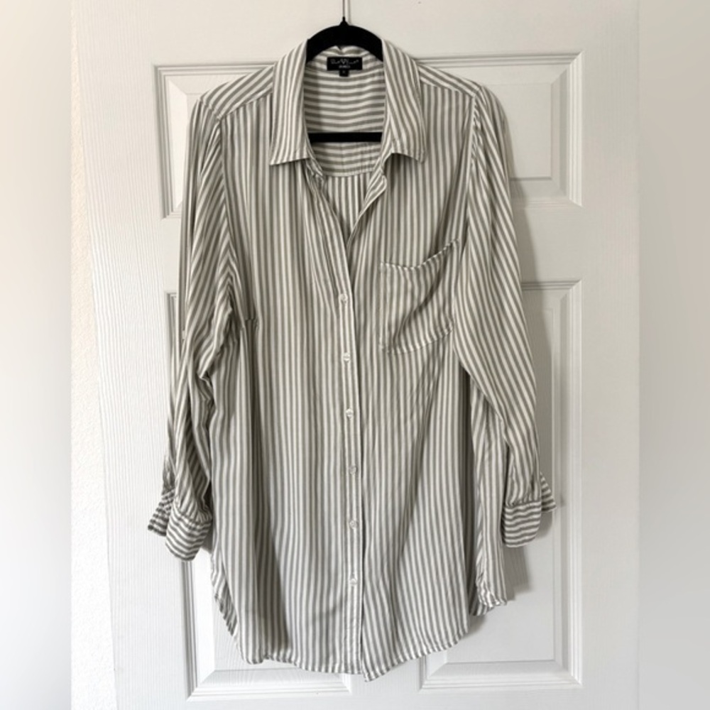 Velvet Heart Women’s Casual light green Striped Shirt